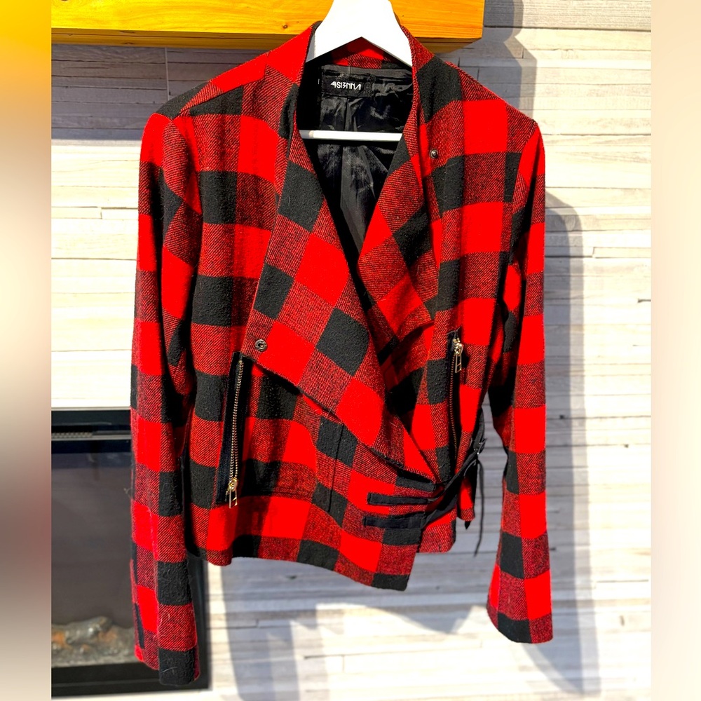 Women’s red and black asymmetrical motorcycle jacket size medium fully lined